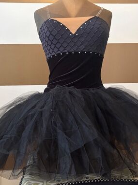 🖤✨ Luxury Black Jeweled Tutu – Sizes M & S | Elegant • Dramatic • Show-Stopping